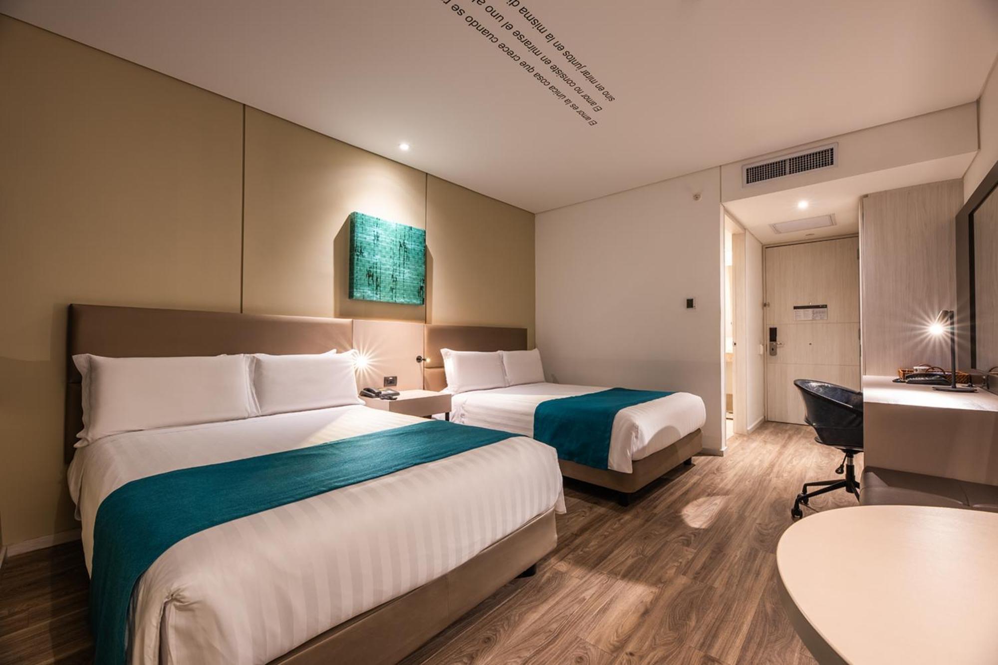 Hotel Estelar Square Medellín Exteriör bild