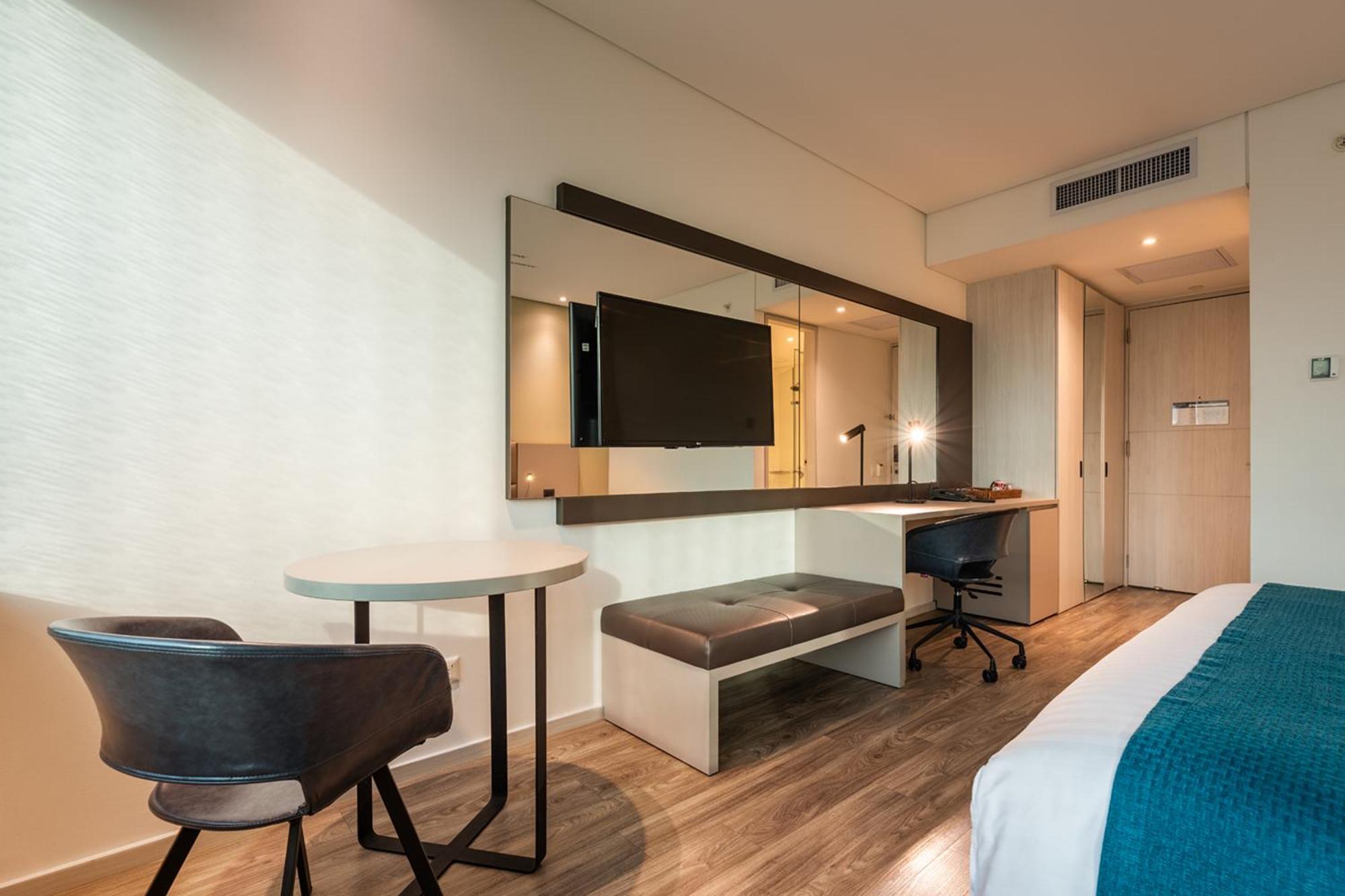 Hotel Estelar Square Medellín Exteriör bild