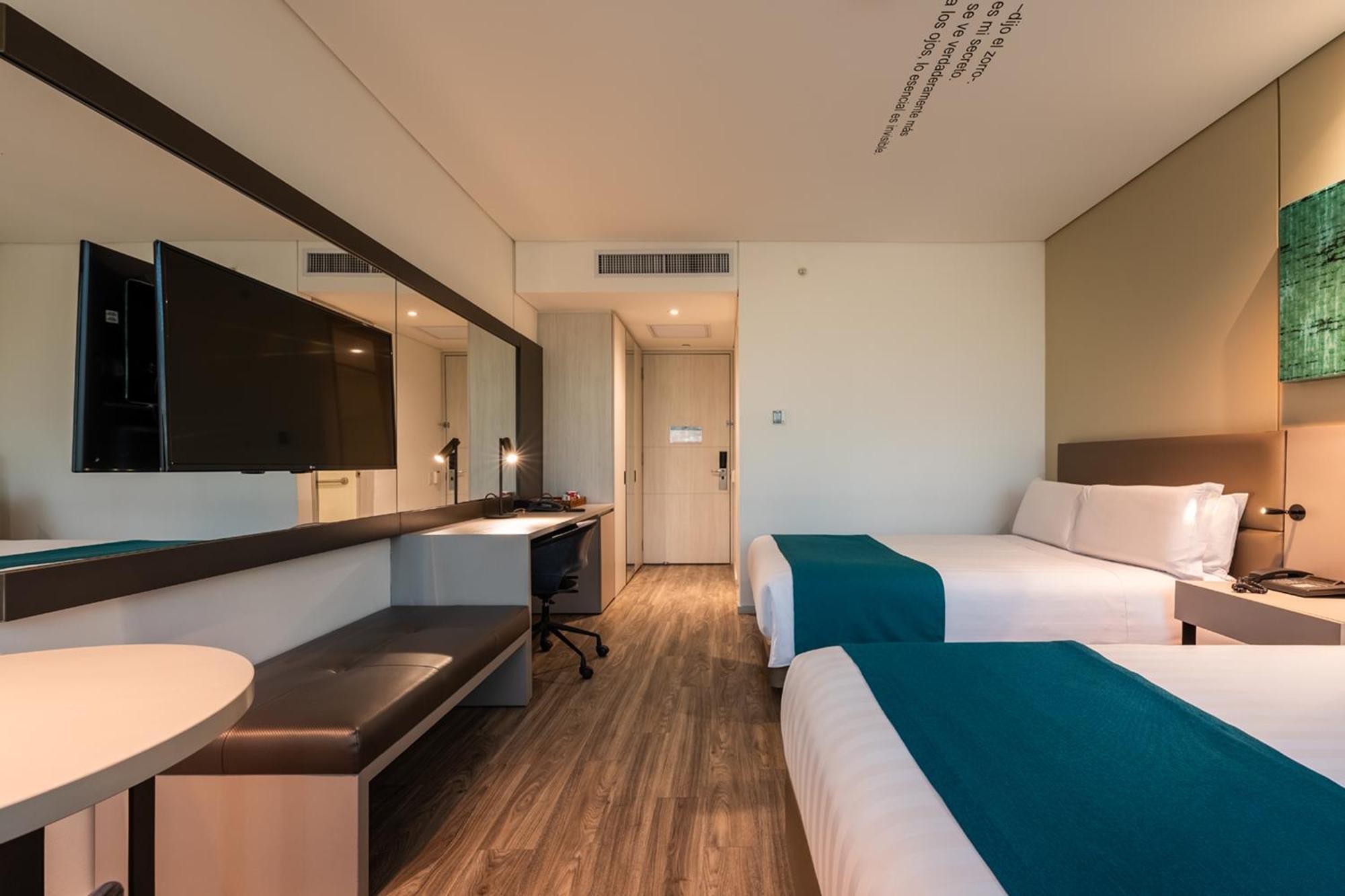 Hotel Estelar Square Medellín Exteriör bild